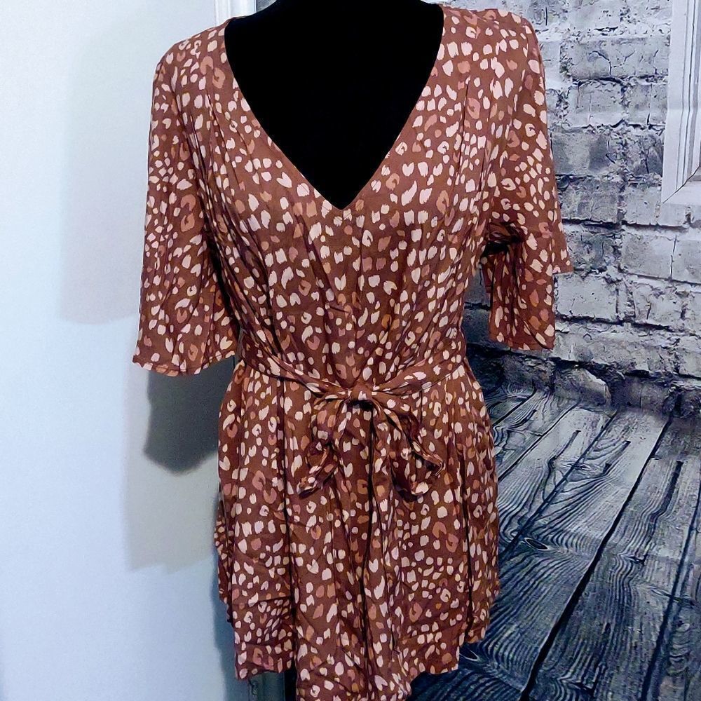 Isabel brand maternity BELTED LEOPARD PRINT TUNIC Size M
